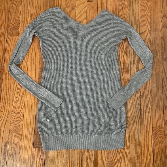 Lululemon The Sweater Life Waffle Knit Sweater Grey size 2 - Picture 3 of 7